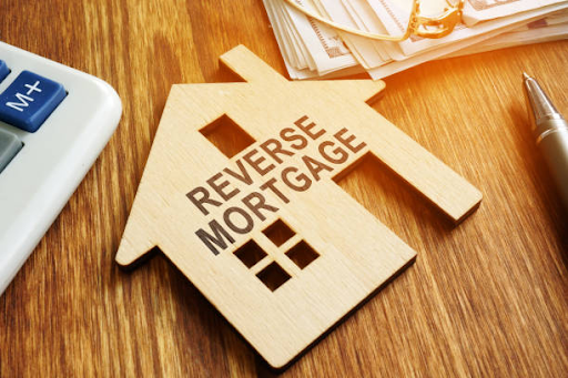 What You Need to Consider Before Taking a Reverse Mortgage in Retirement